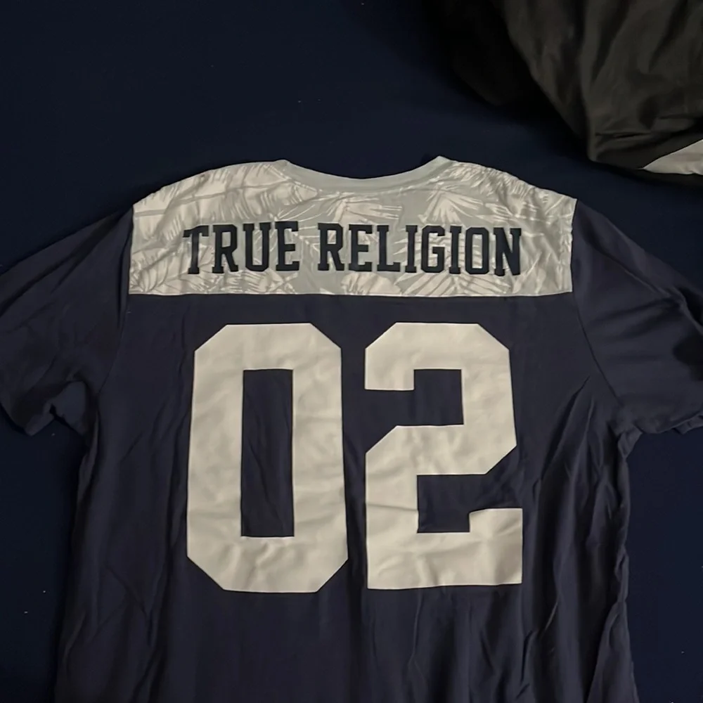 True religion t shirt